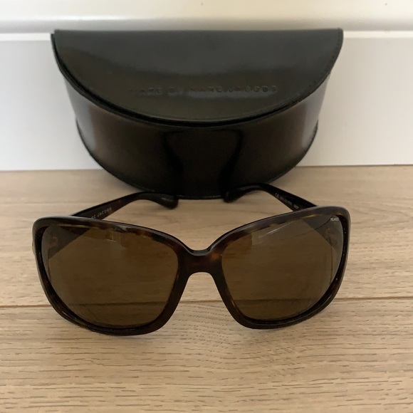 Marc by Marc Jacobs Polarized Sunglasses - Picture 3 of 4